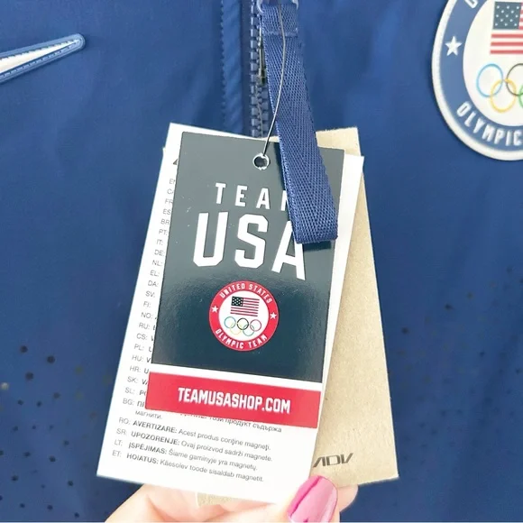 NWT Nike USA Paris 2024 Team Issued Men's Olympic Podium Jacket DZ3559-492 Large - Picture 9 of 13